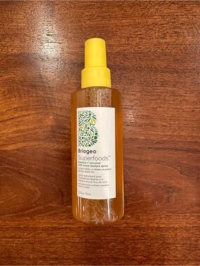 Briogeo Superfoods Banana + Coconut Hydrating Soft Wave Texture Spray, 5.75 Oz